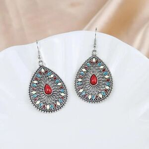 BOHEMIAN WATER DROP HOLLOW OUT DANGLE EARRINGS